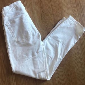 Everlane Cheeky straight leg crop jean in white